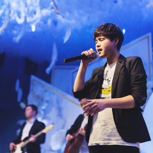 久久在热视频精品
